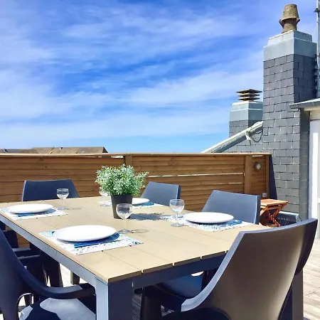 شقة Lesparisnormands - La Terrasse Louvard فيلي سور مير